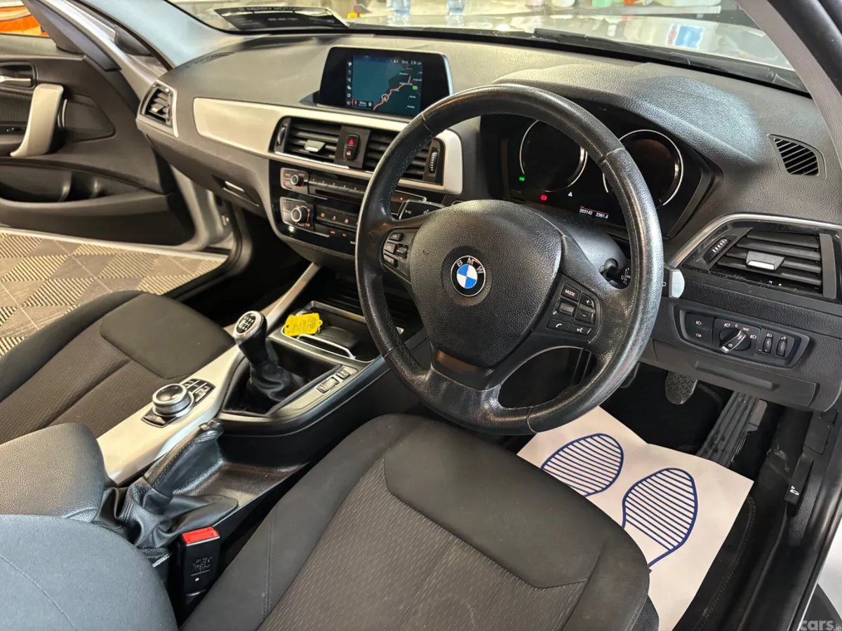BMW 1-Series Hatchback, Diesel, 2018, Silver