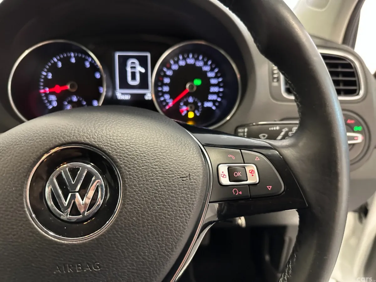 Volkswagen Polo Hatchback, Petrol, 2016, White