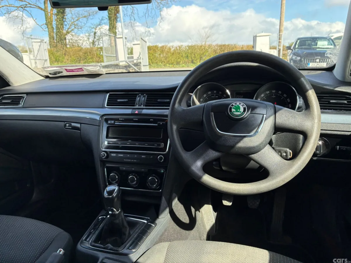 Skoda Superb Estate, Diesel, 2013, Silver