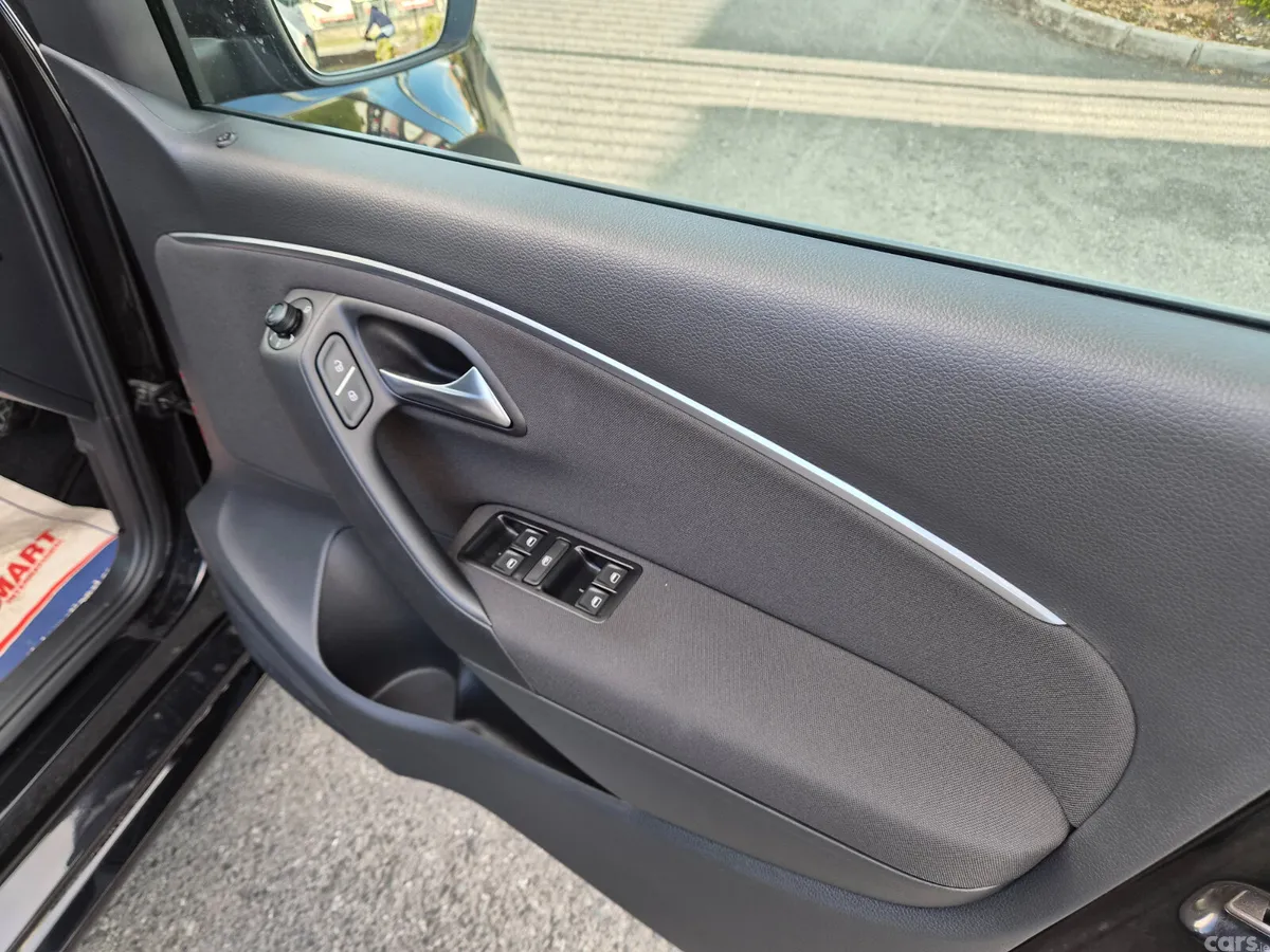 Volkswagen Polo Hatchback, Petrol, 2018, Black