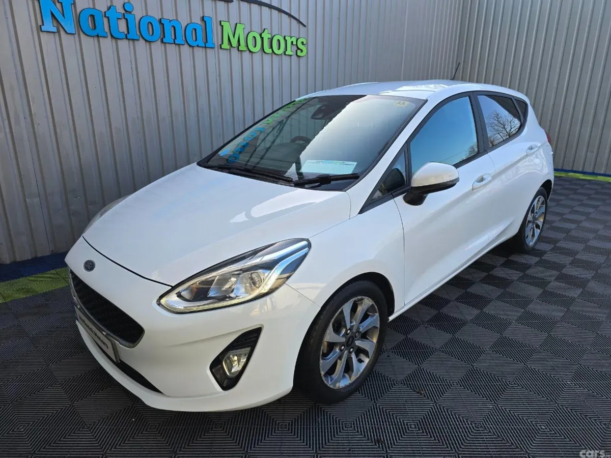 Ford Fiesta Hatchback, Petrol, 2020, White