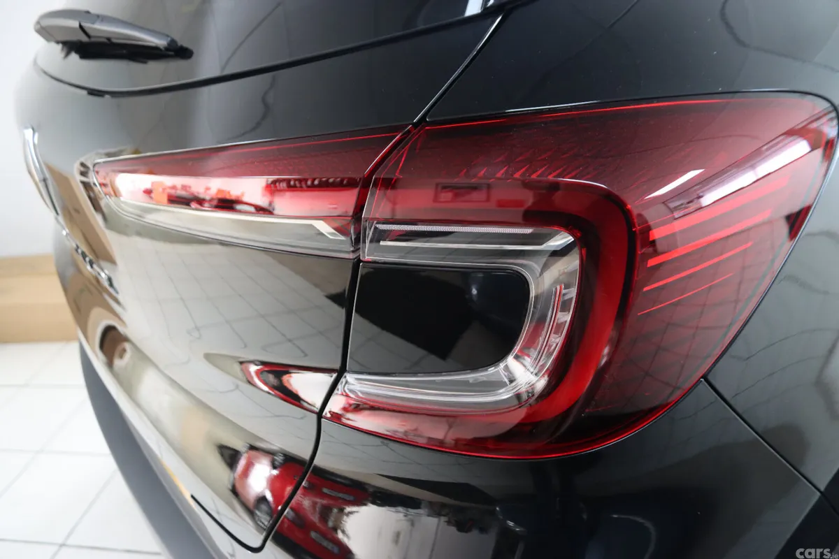 Renault Captur SUV, Petrol, 2023, Black