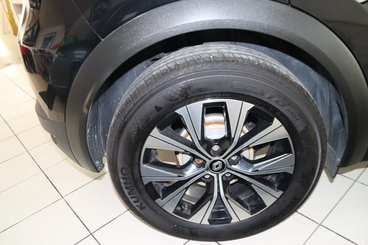 Renault Captur SUV, Petrol, 2023, Black