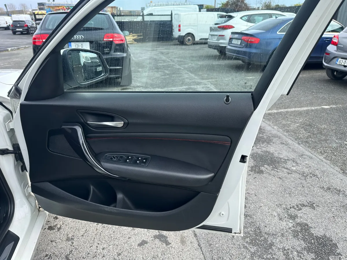 BMW 1-Series Hatchback, Petrol, 2012, White