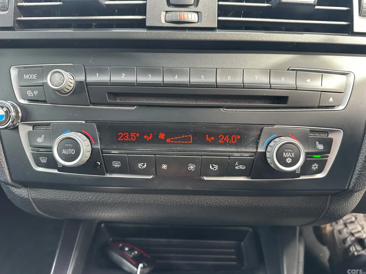 BMW 1-Series Hatchback, Petrol, 2012, White