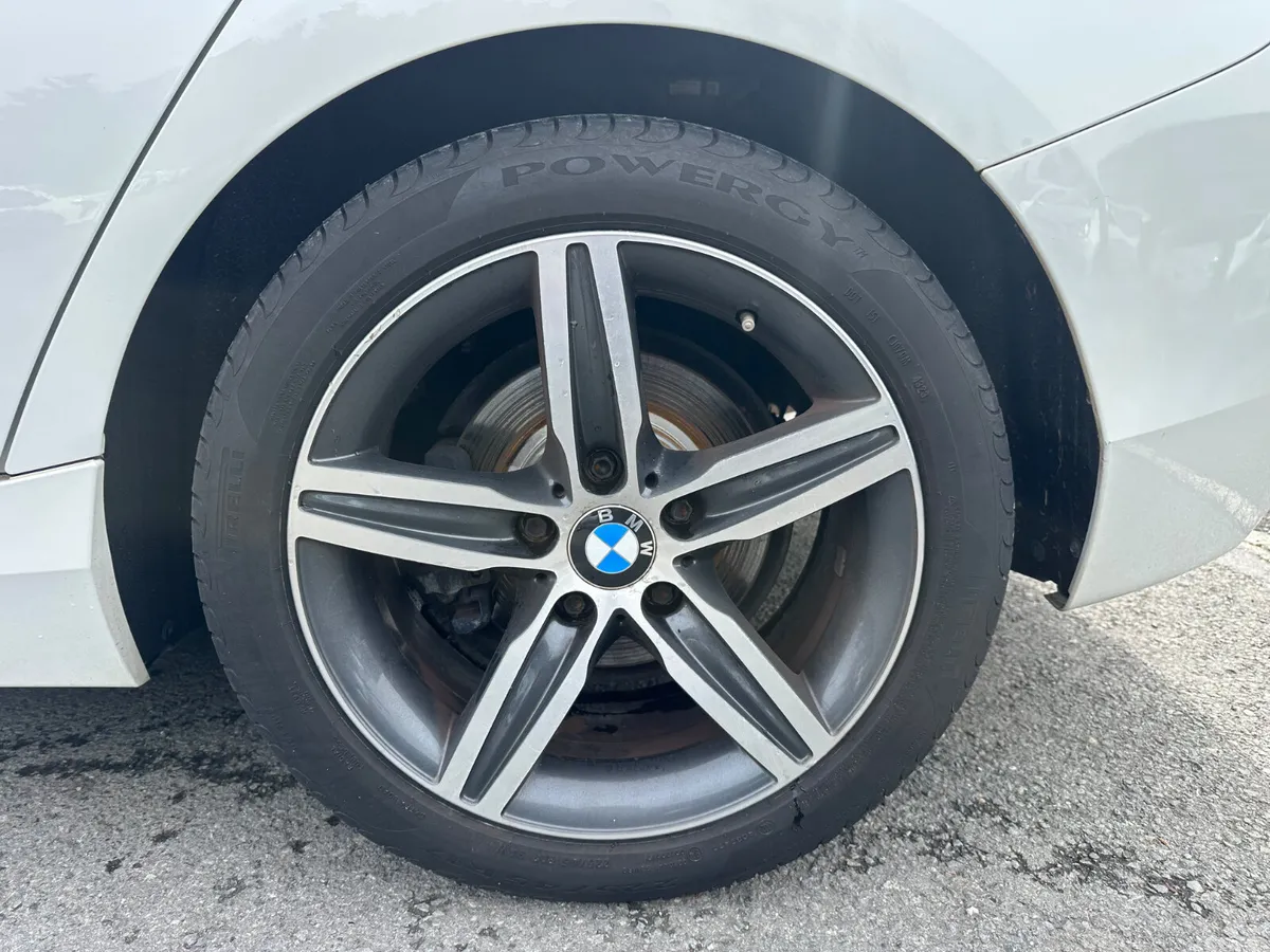 BMW 1-Series Hatchback, Petrol, 2012, White