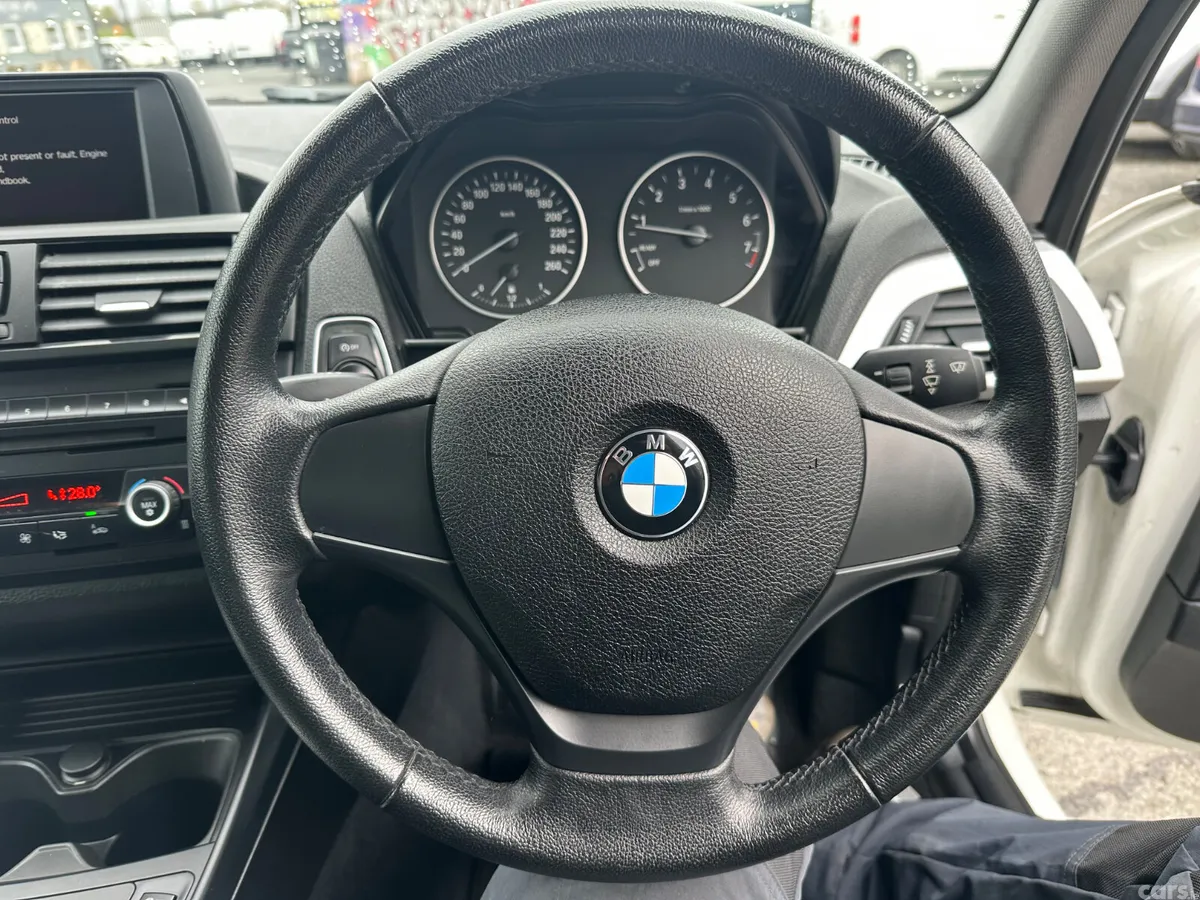 BMW 1-Series Hatchback, Petrol, 2012, White