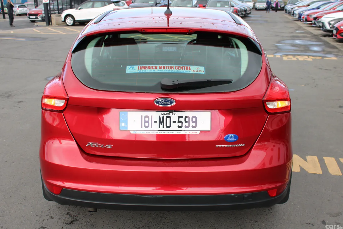 Ford Focus Hatchback, Diesel, 2018, Red