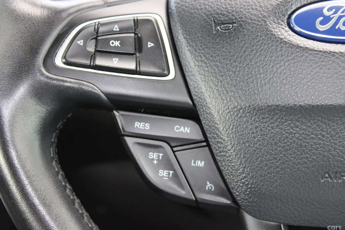 Ford Focus Hatchback, Diesel, 2018, Red