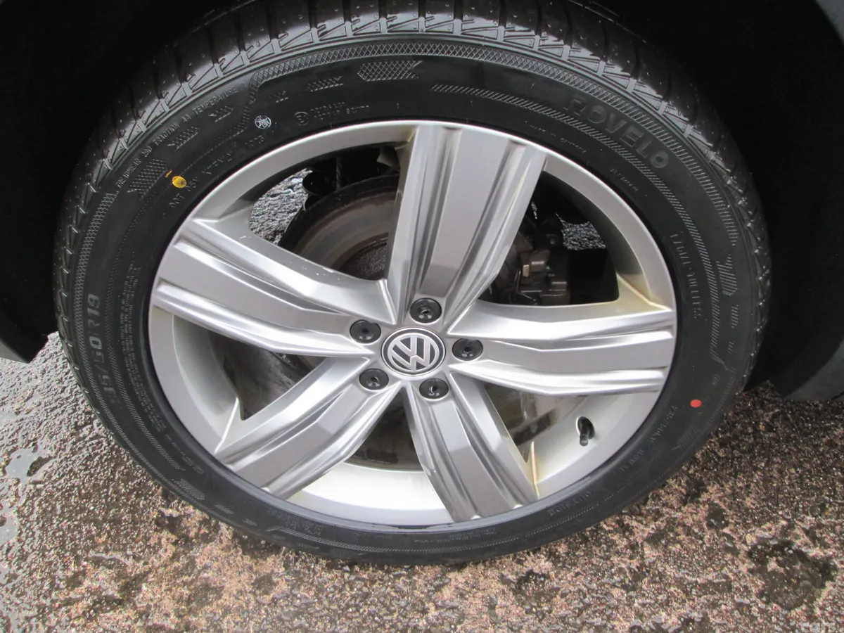 Volkswagen Tiguan SUV, Diesel, 2018, Grey