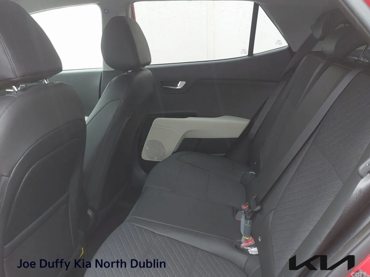 Kia Stonic MPV, Petrol, 2026, Red
