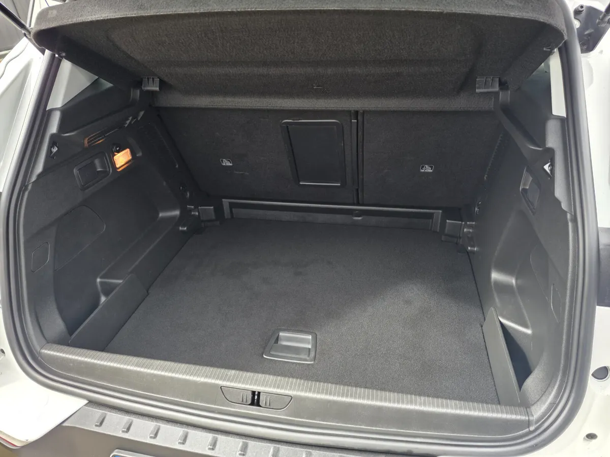 Opel Grandland X SUV, Diesel, 2021, White