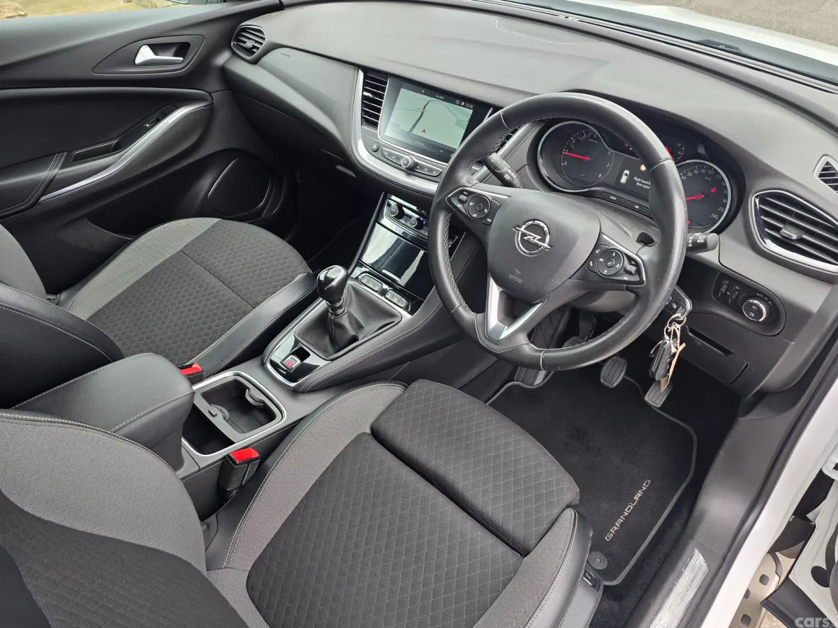 Opel Grandland X SUV, Diesel, 2021, White