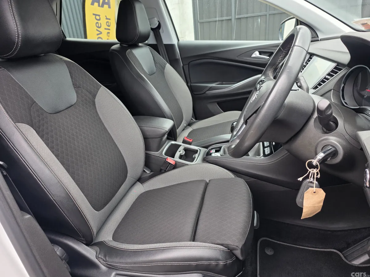 Opel Grandland X SUV, Diesel, 2021, White
