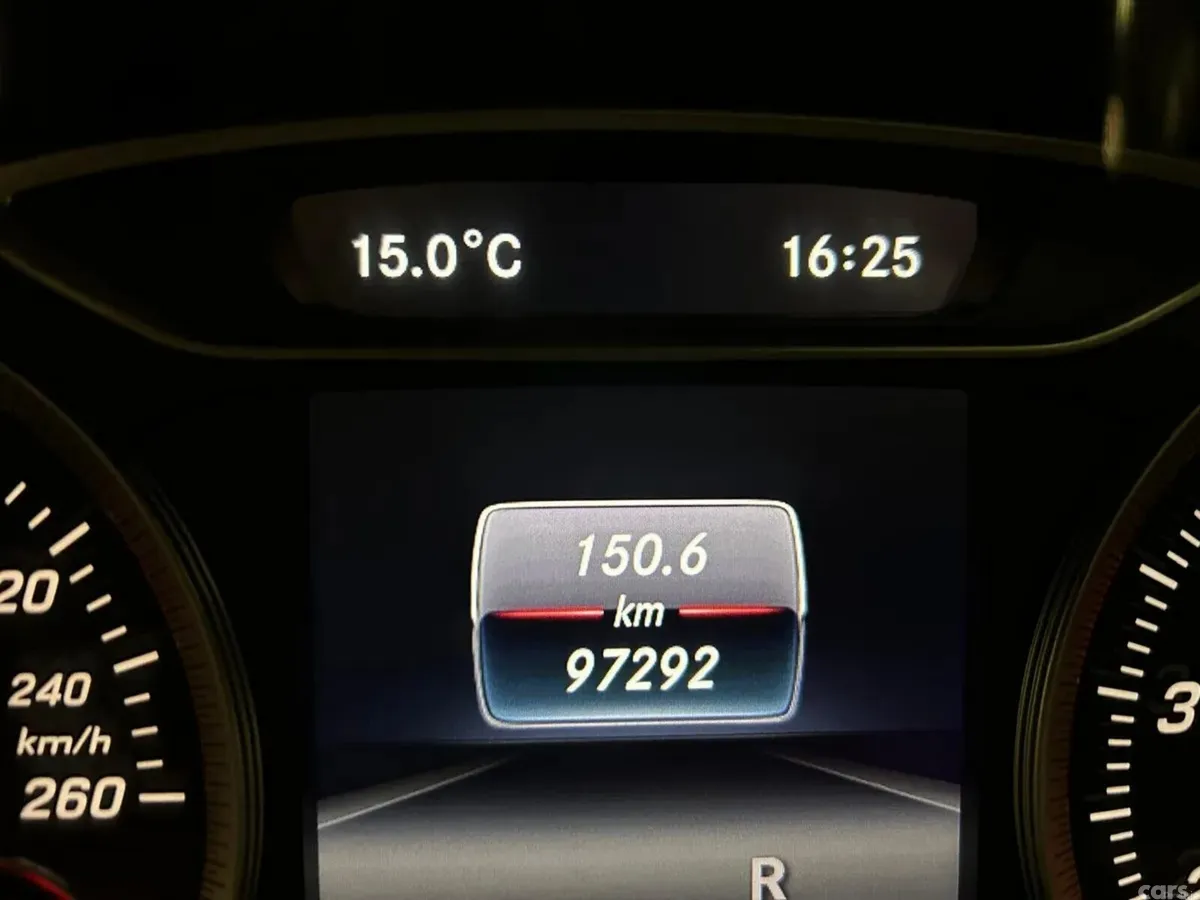 Mercedes-Benz B-Class Hatchback, Petrol, 2016, White