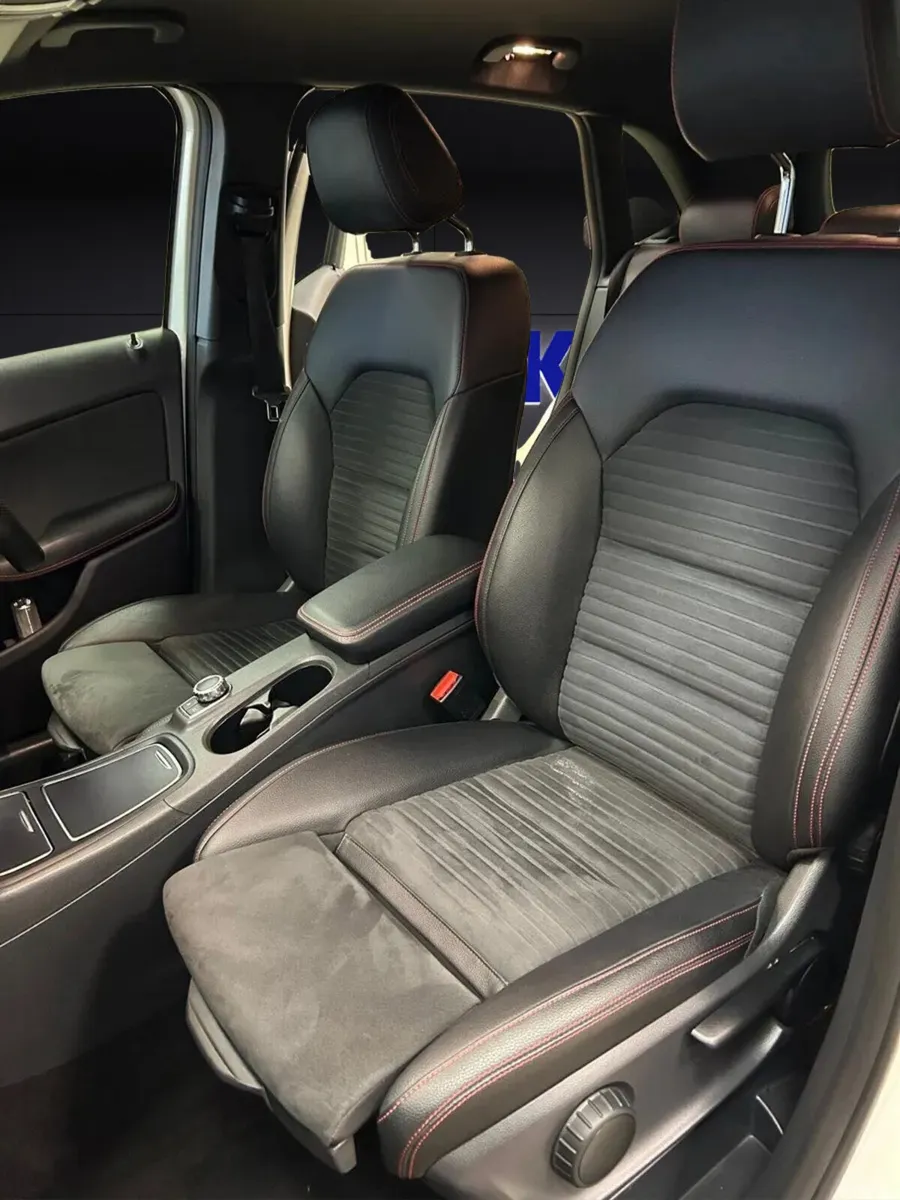Mercedes-Benz B-Class Hatchback, Petrol, 2016, White
