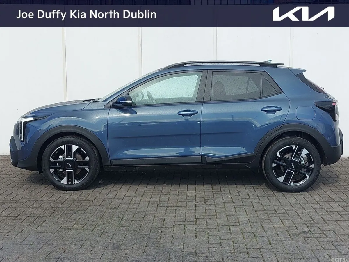 Kia Stonic Estate, Petrol Hybrid, 2026, Blue