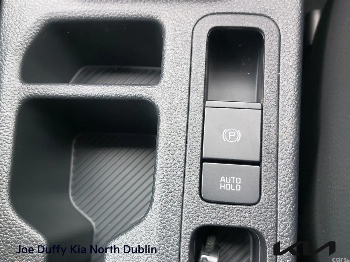 Kia Stonic Estate, Petrol Hybrid, 2026, Blue