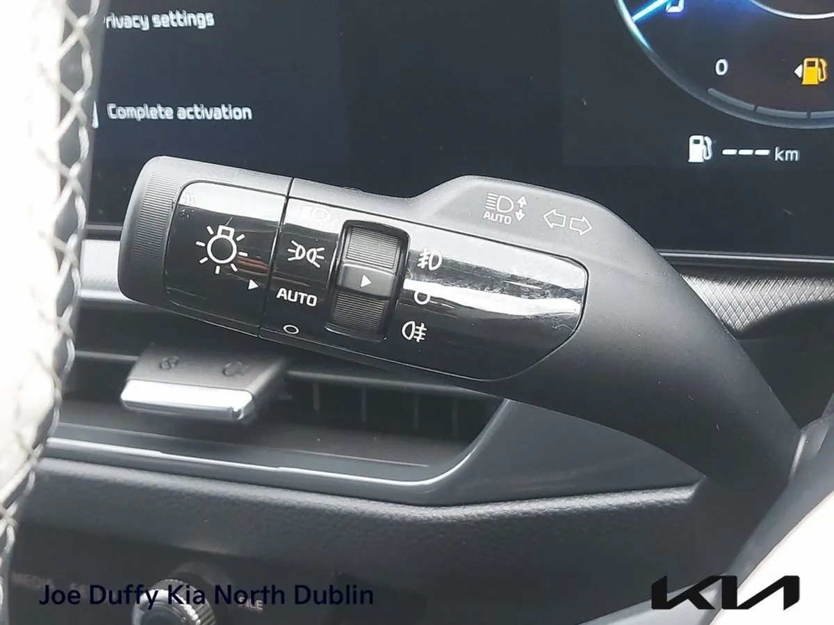 Kia Stonic MPV, Petrol, 2026, Silver
