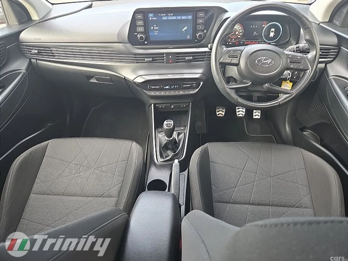 Hyundai Bayon Estate, Petrol, 2022, Red