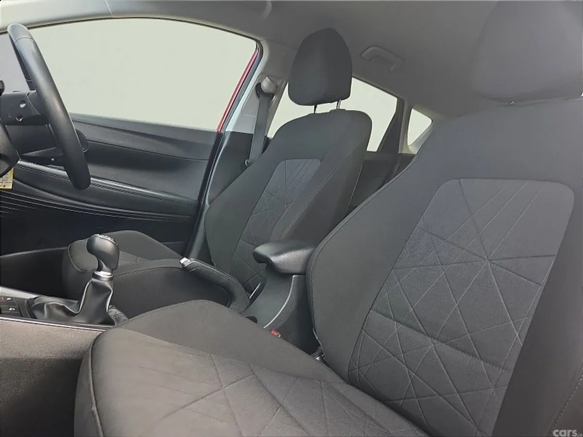 Hyundai Bayon Estate, Petrol, 2022, Red