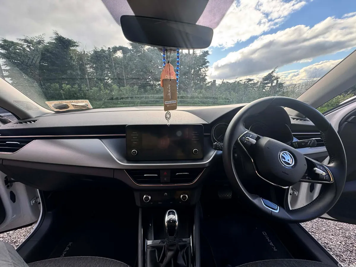 Skoda Kamiq Hatchback, Petrol, 2022, White