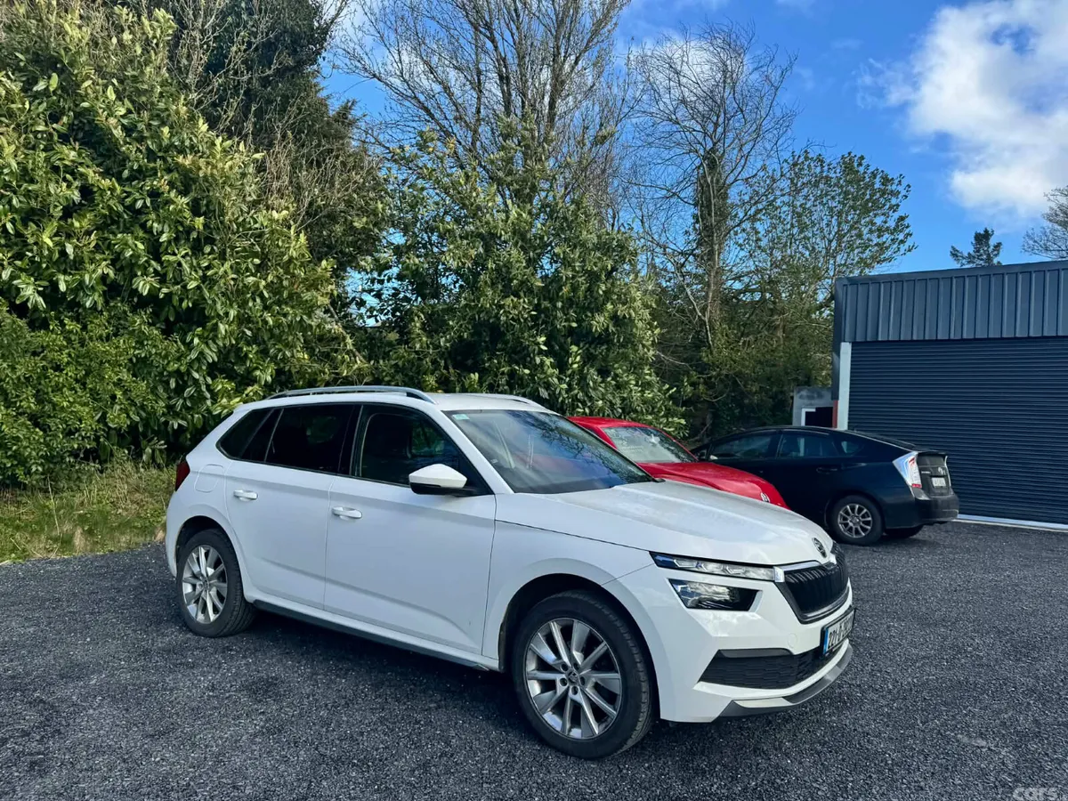 Skoda Kamiq Hatchback, Petrol, 2022, White