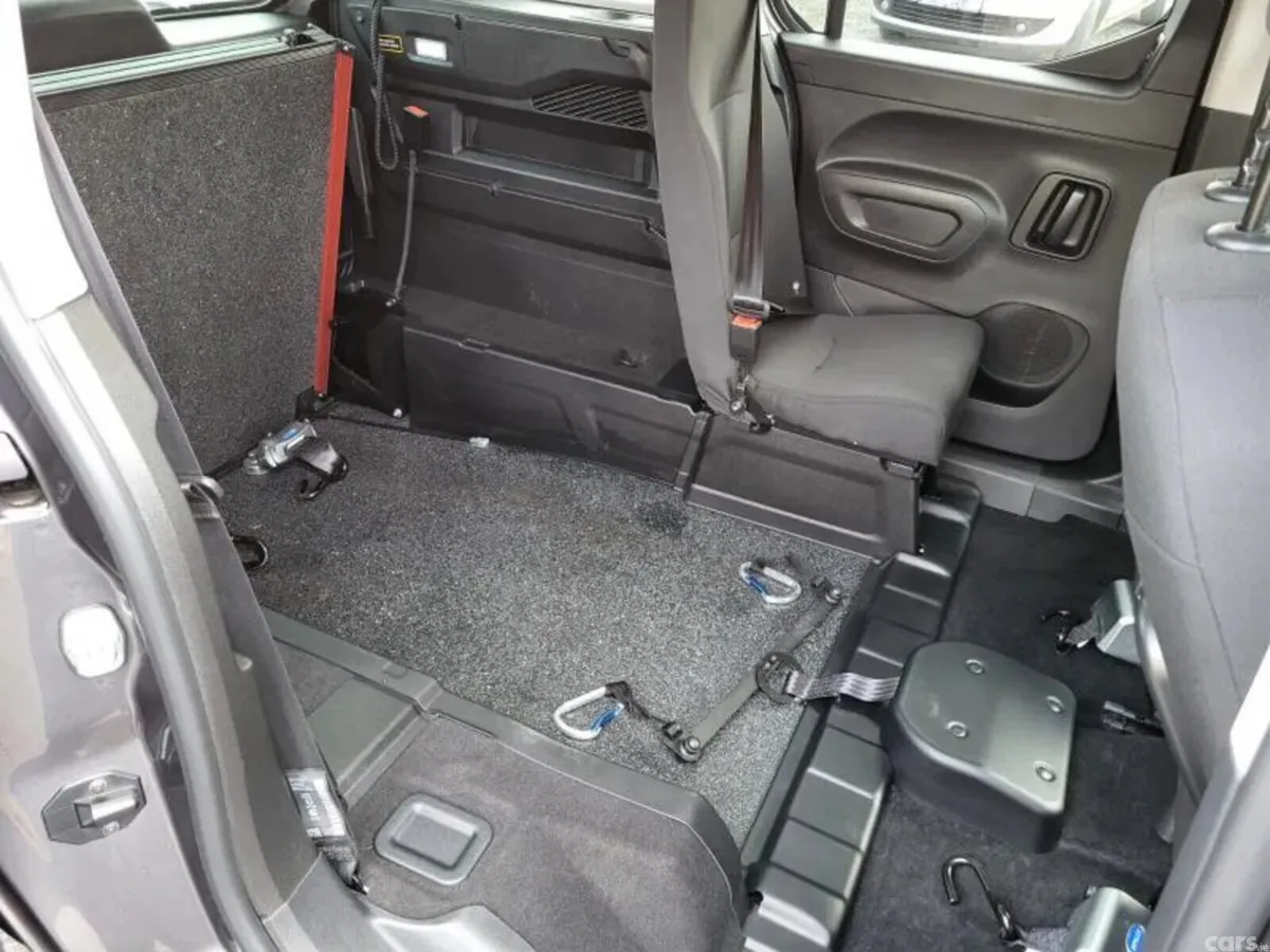 Citroen Berlingo MPV, Diesel, 2024, Grey