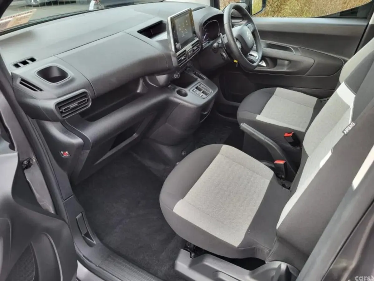 Citroen Berlingo MPV, Diesel, 2024, Grey