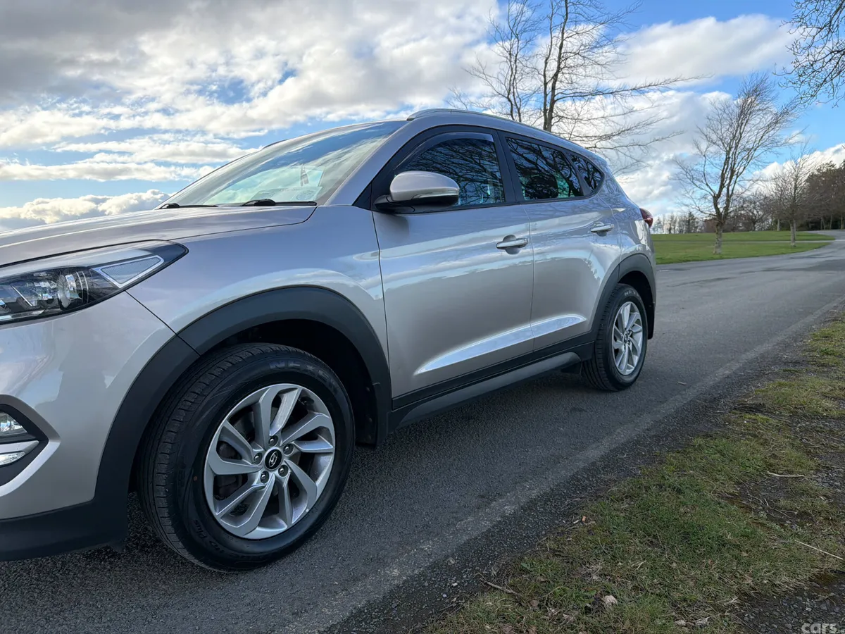 Hyundai Tucson SUV, Diesel, 2016, White