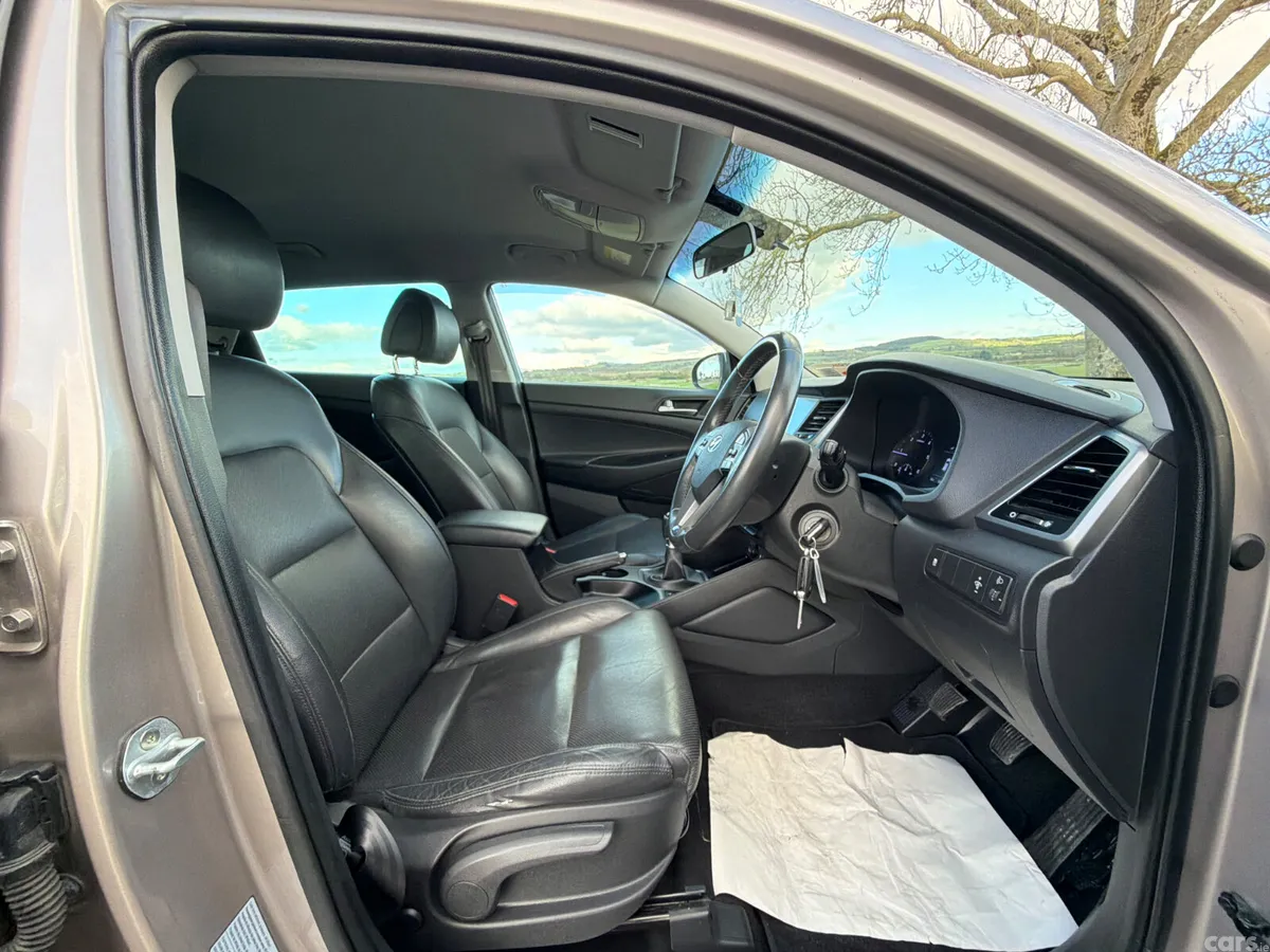 Hyundai Tucson SUV, Diesel, 2016, White