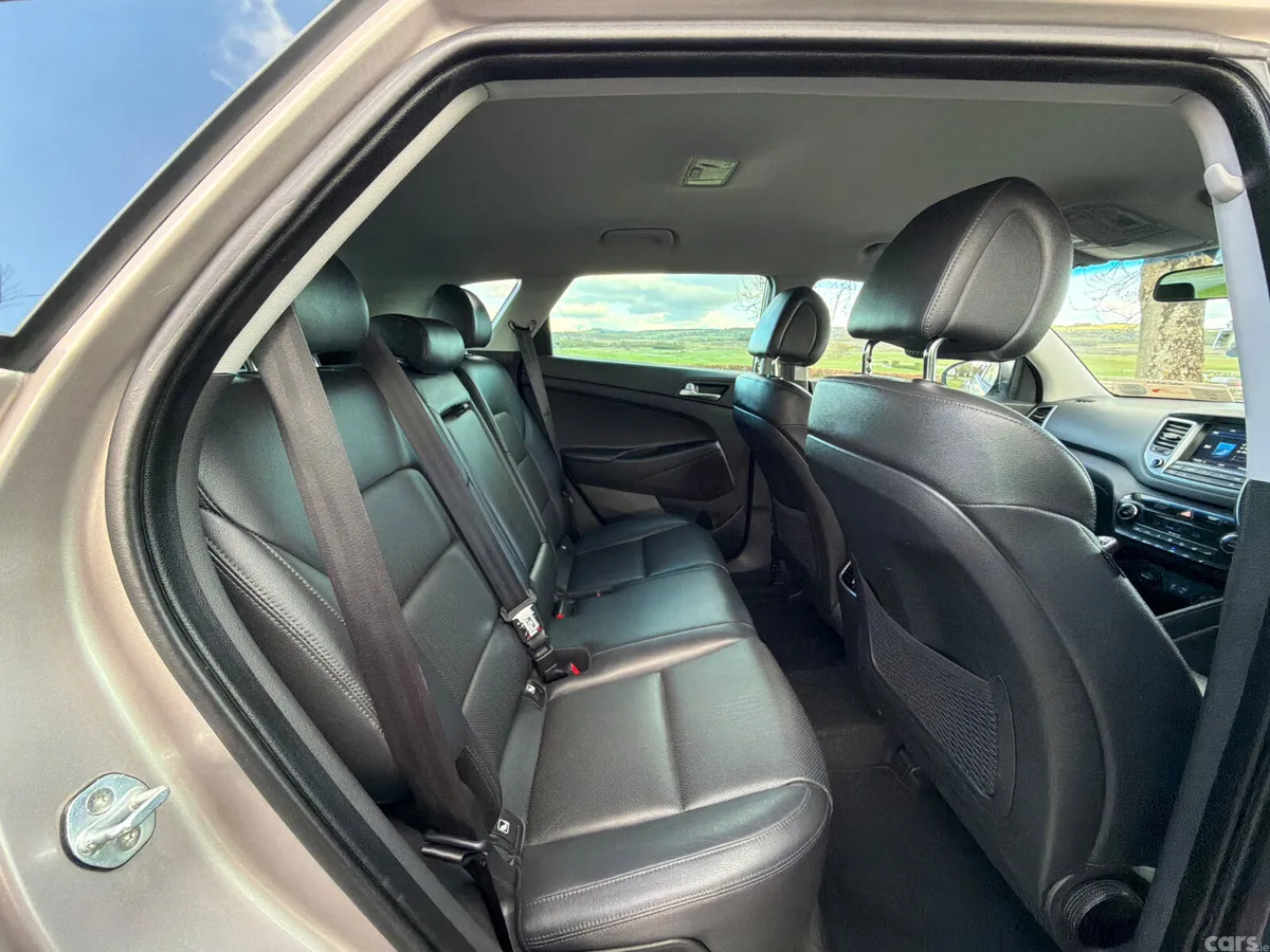 Hyundai Tucson SUV, Diesel, 2016, White