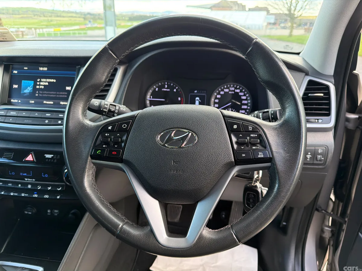 Hyundai Tucson SUV, Diesel, 2016, White