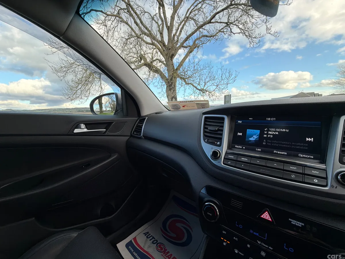 Hyundai Tucson SUV, Diesel, 2016, White