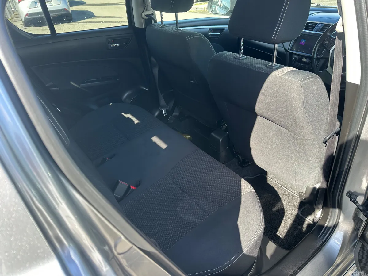 Suzuki Swift Hatchback, Petrol, 2016, Grey
