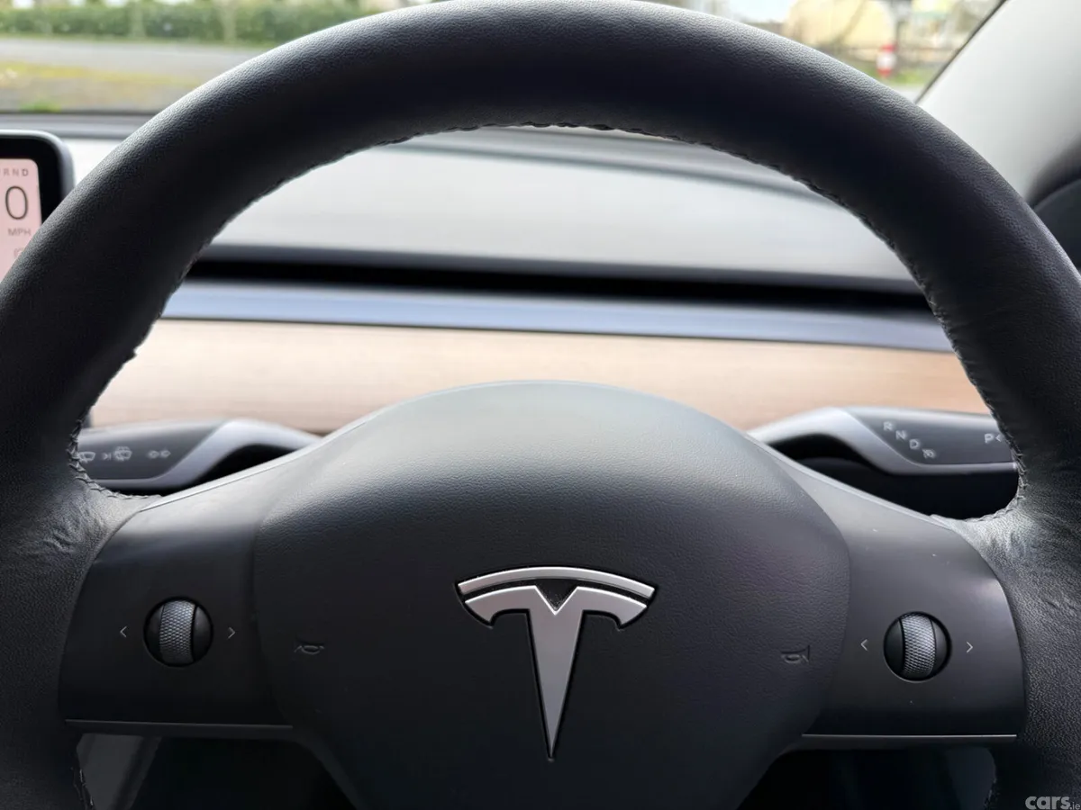 Tesla Model 3 Saloon, Electric, 2022, White