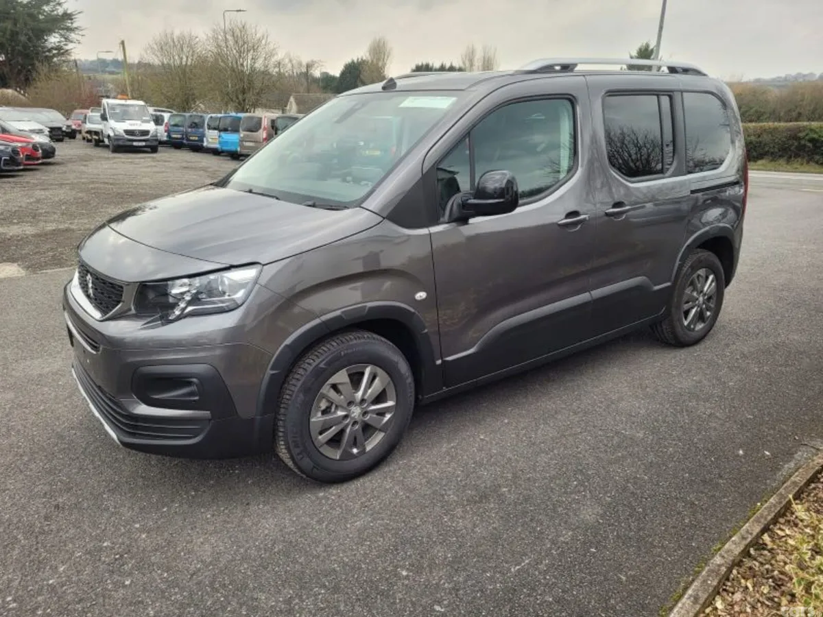 Peugeot Rifter MPV, Diesel, 2024, Grey