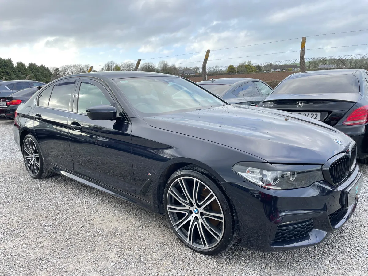 BMW 5-Series Saloon, Petrol Plug-in Hybrid, 2019, Black