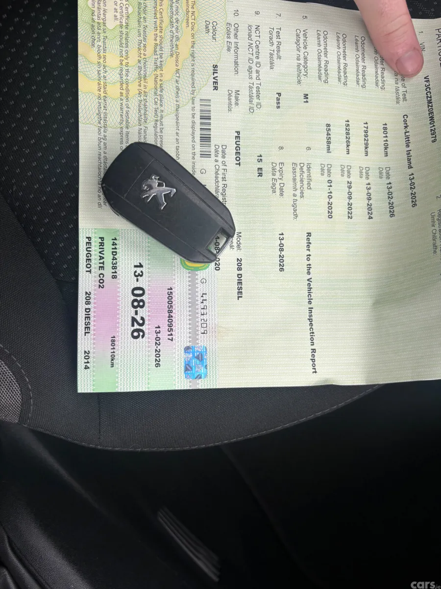 Peugeot 208 Hatchback, Petrol, 2014, Silver
