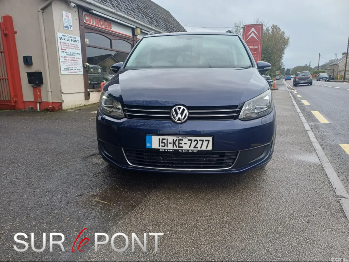 Volkswagen Touran MPV, Petrol, 2015, Blue