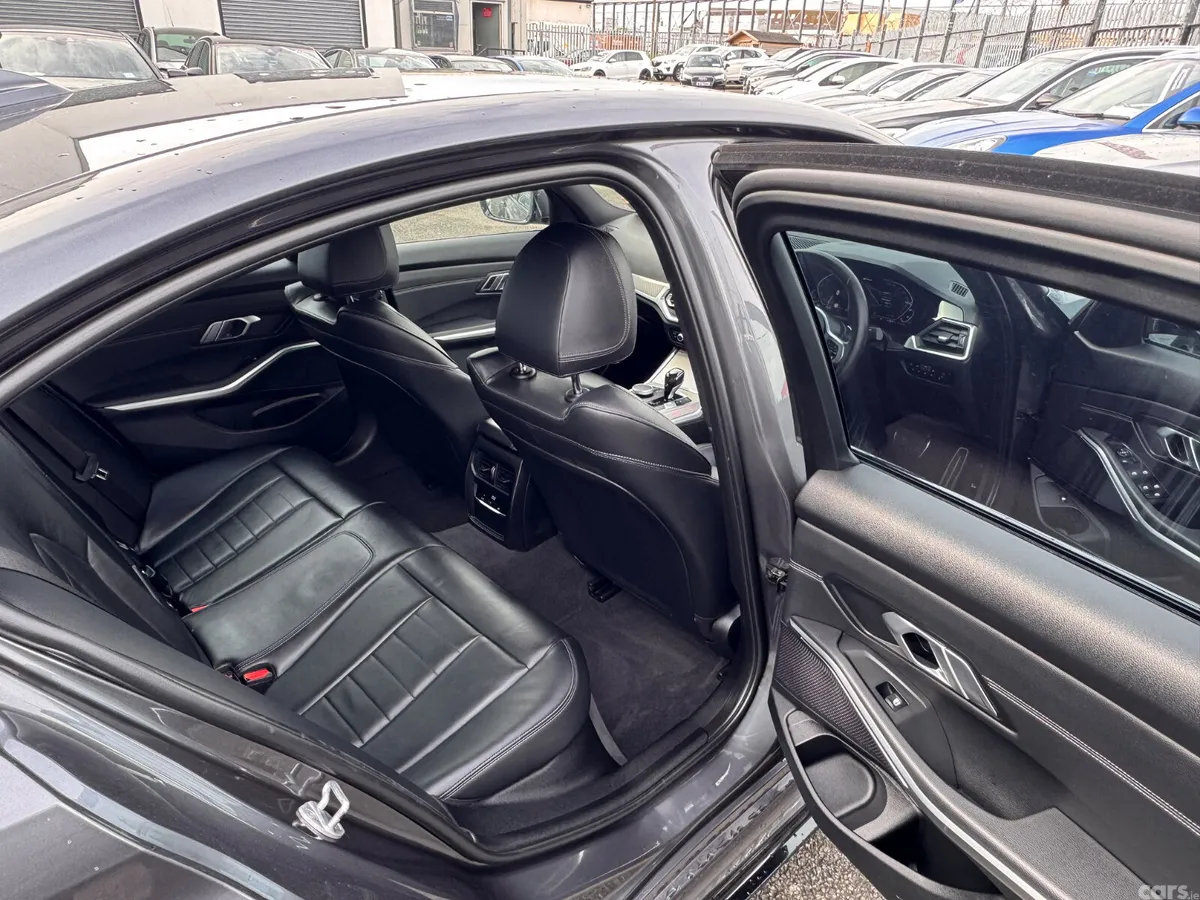 BMW 3-Series Saloon, Petrol Plug-in Hybrid, 2020, Grey