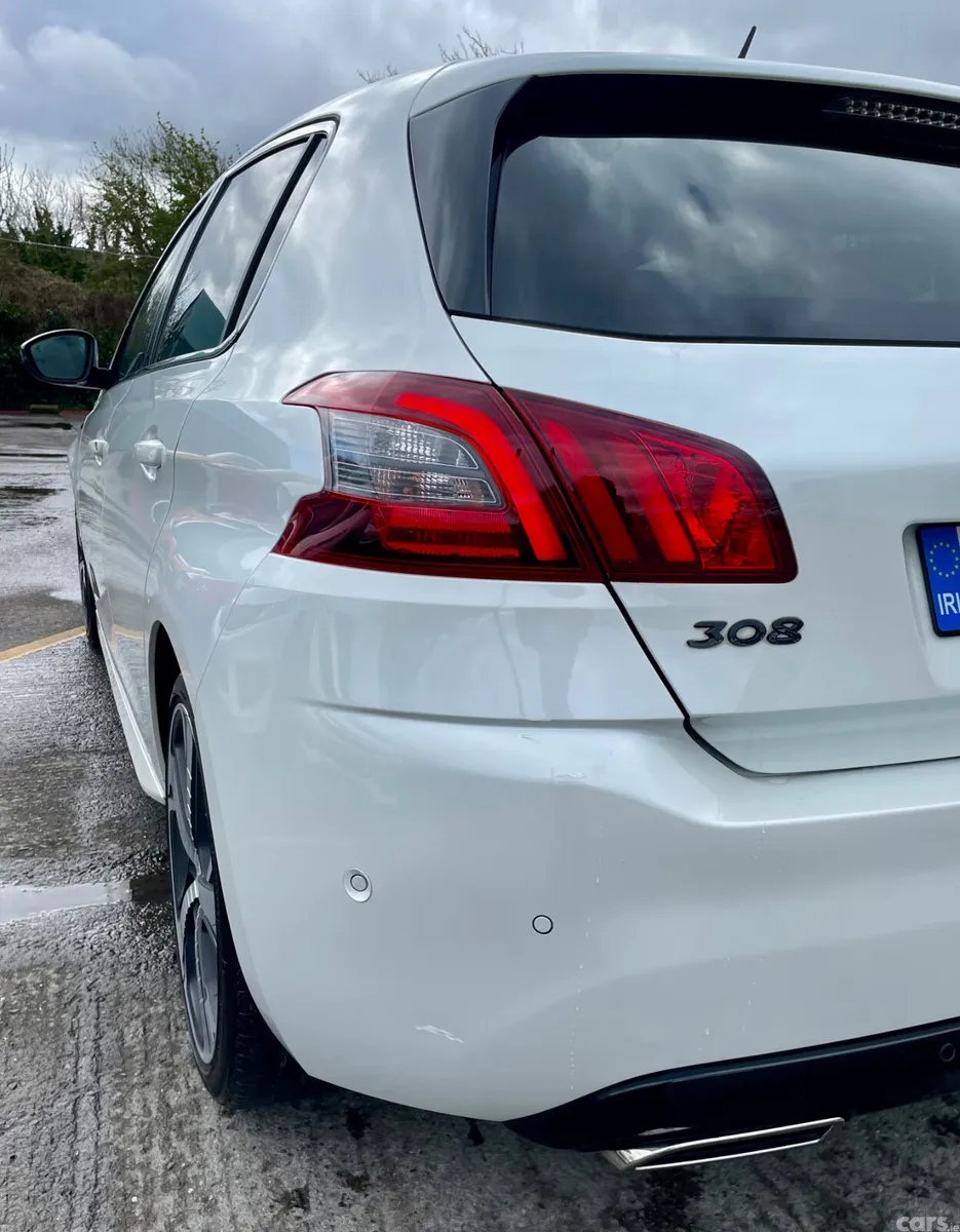 Peugeot 308 Hatchback, Diesel, 2018, White