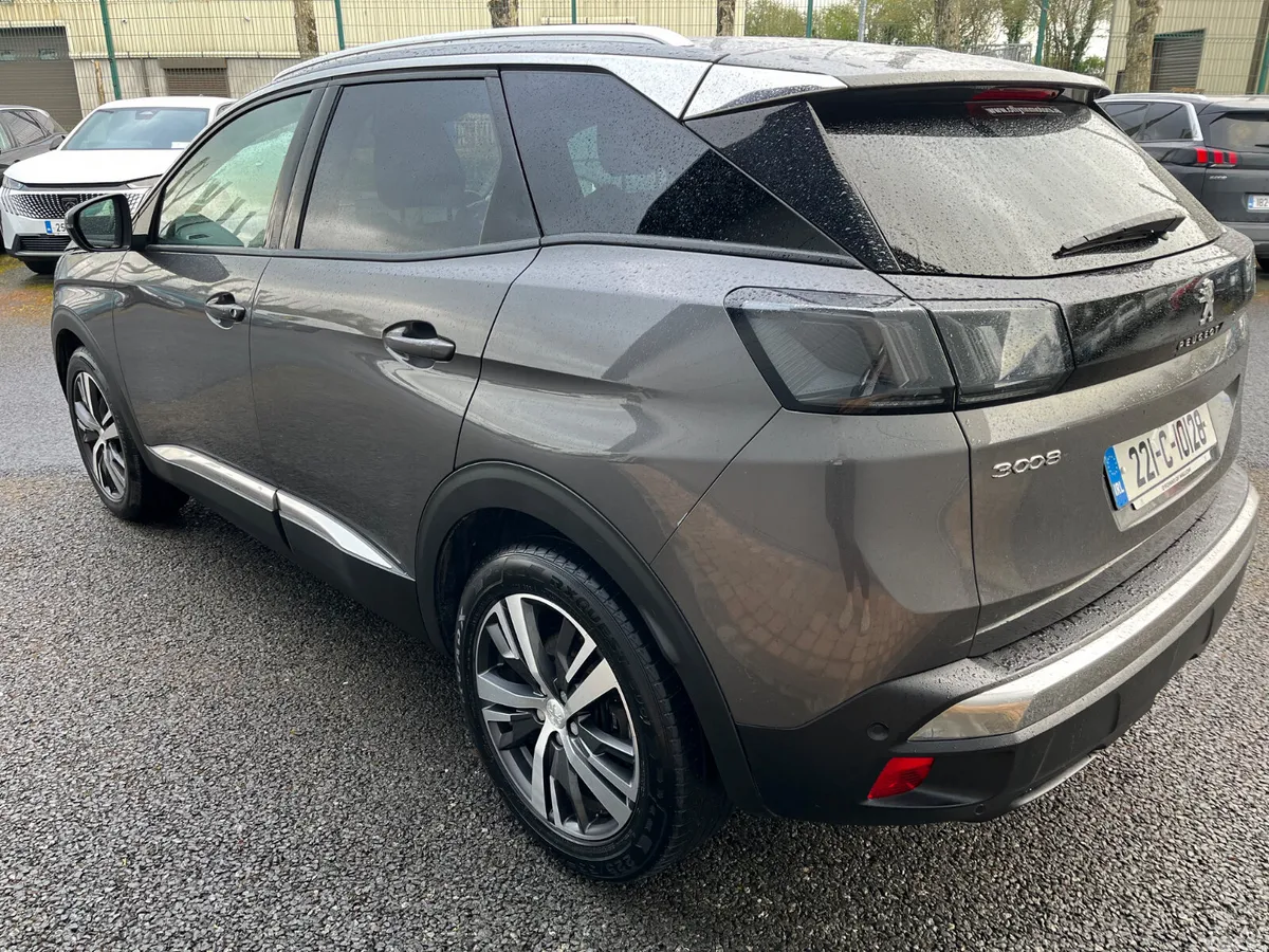 Peugeot 3008 MPV, Diesel, 2022, Grey