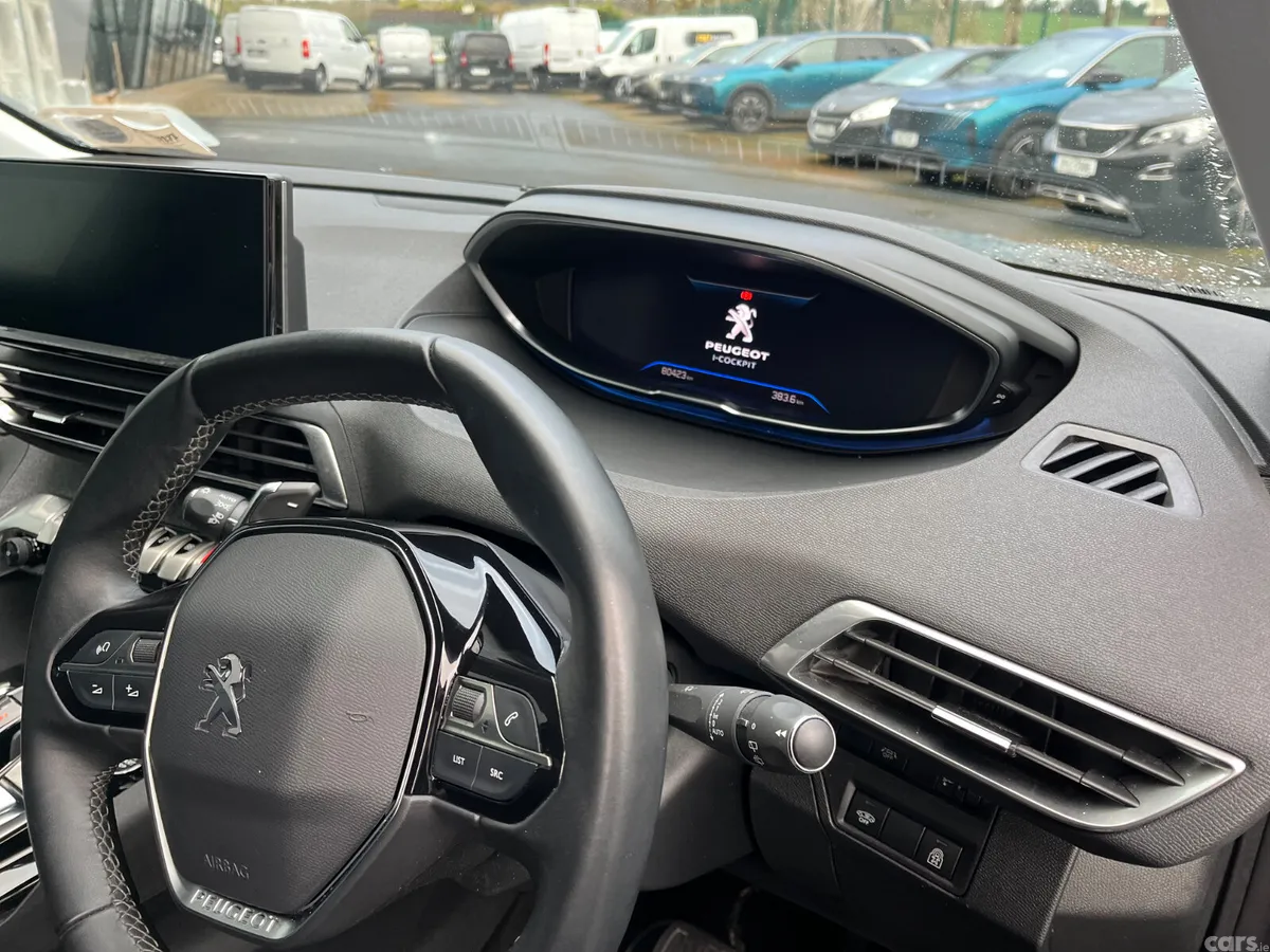 Peugeot 3008 MPV, Diesel, 2022, Grey
