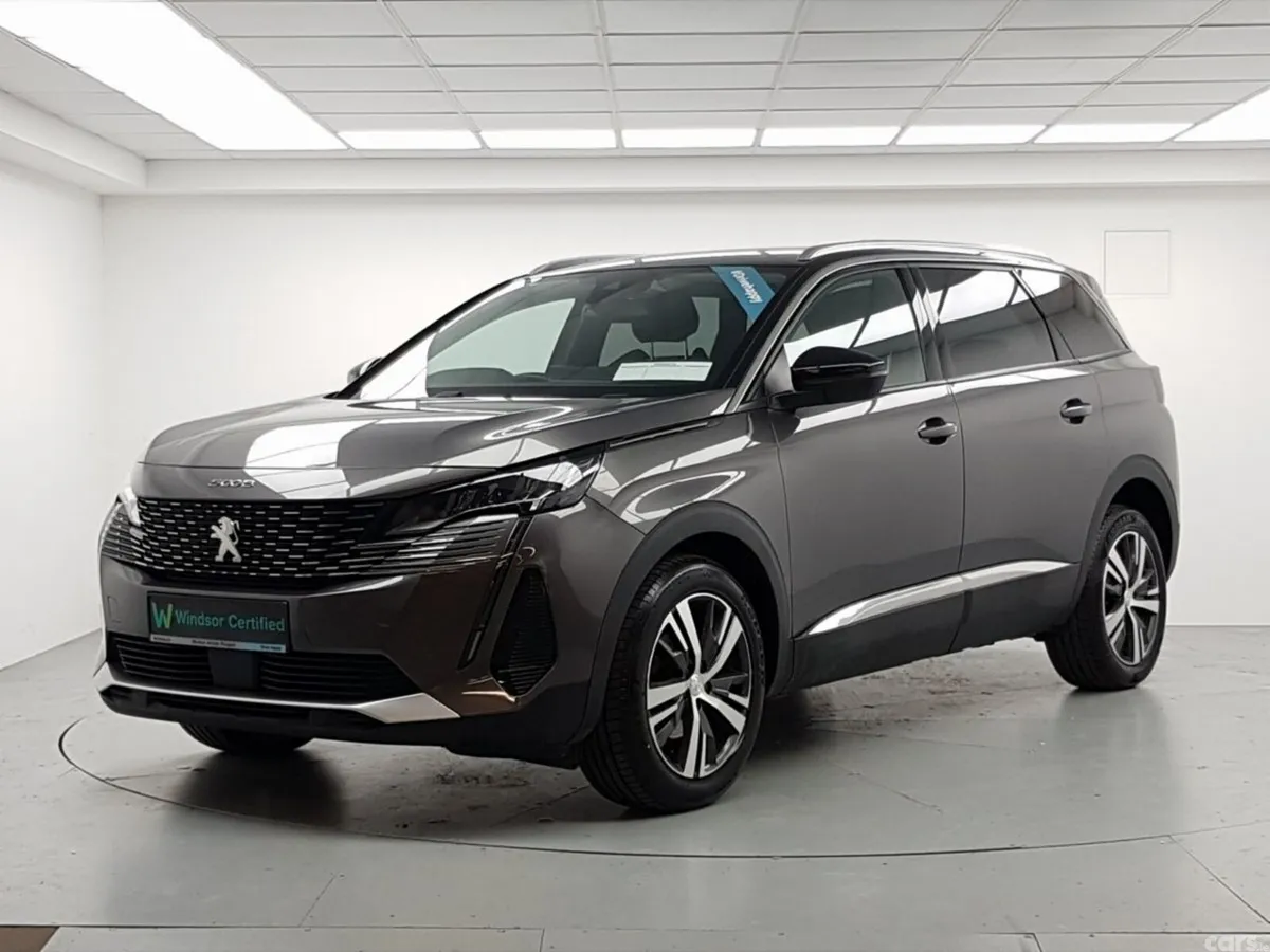 Peugeot 5008 MPV, Petrol, 2023, Grey