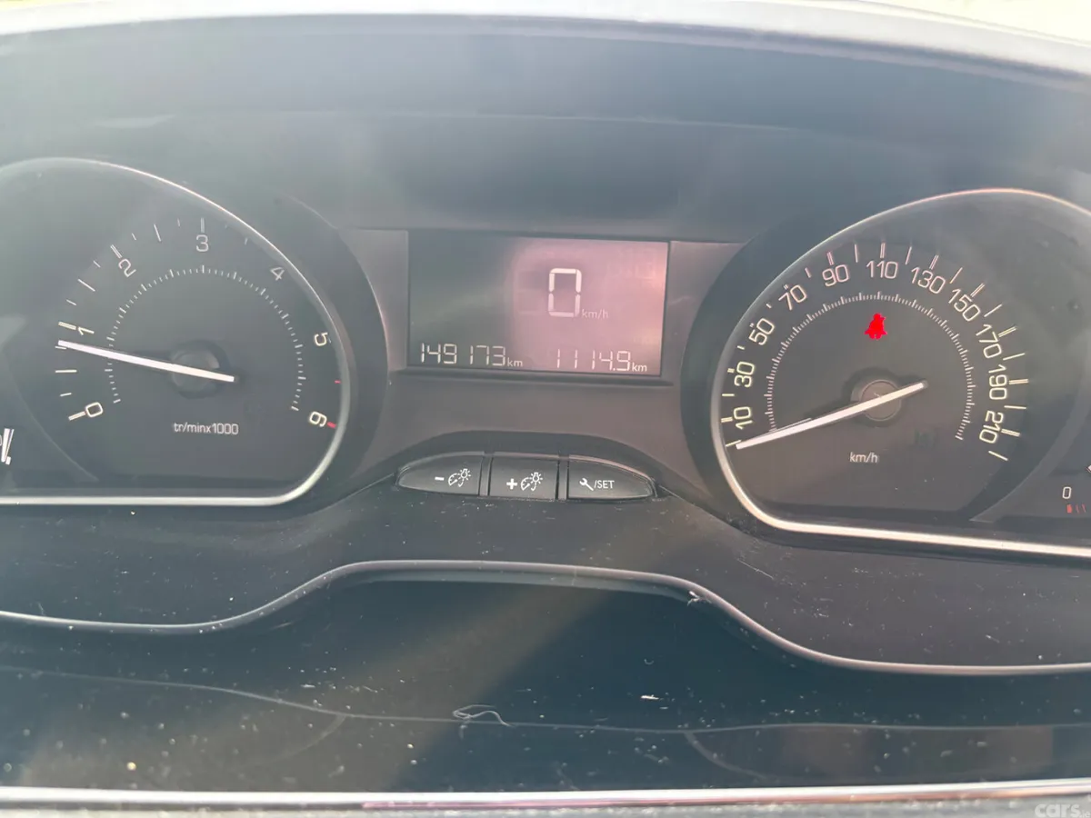 Peugeot 2008 Estate, Diesel, 2018, White