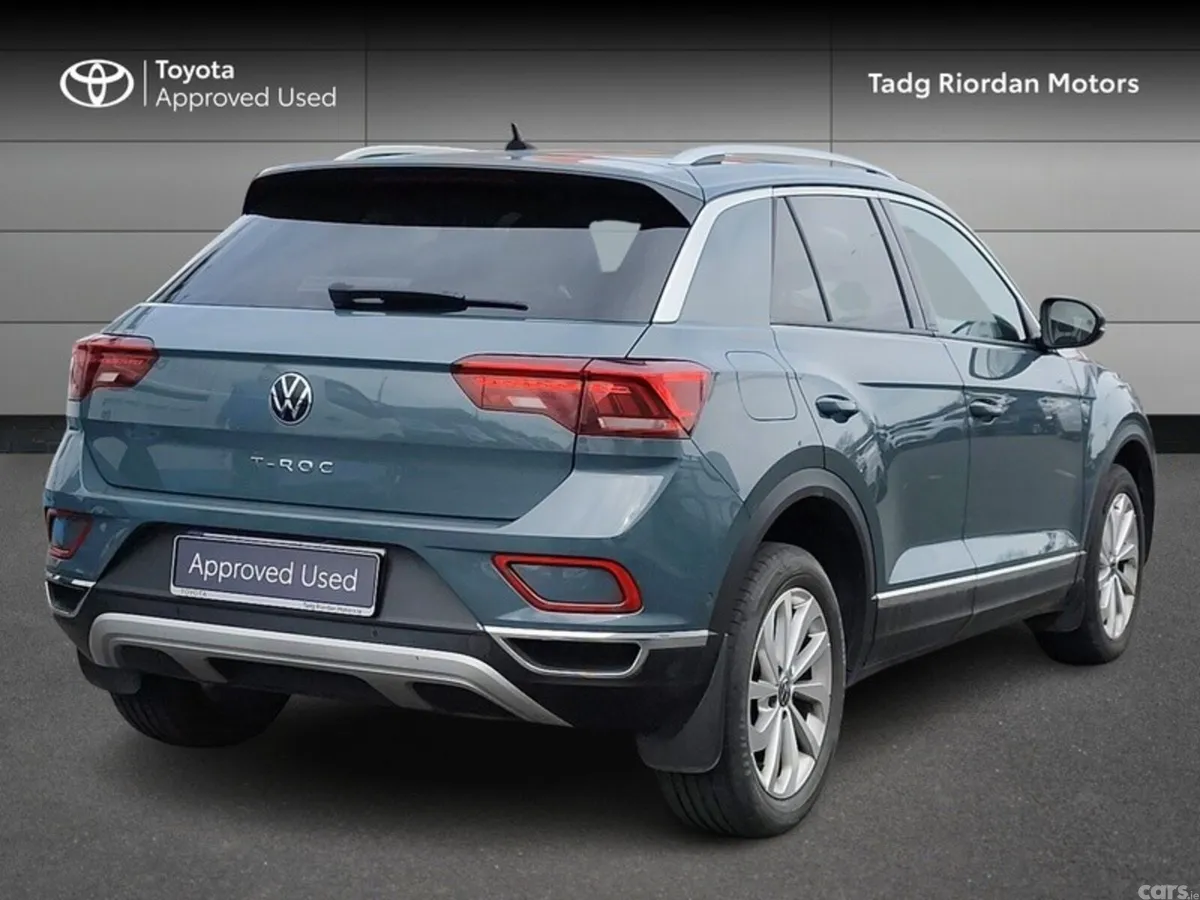Volkswagen T-Roc Estate, Petrol, 2023, Blue
