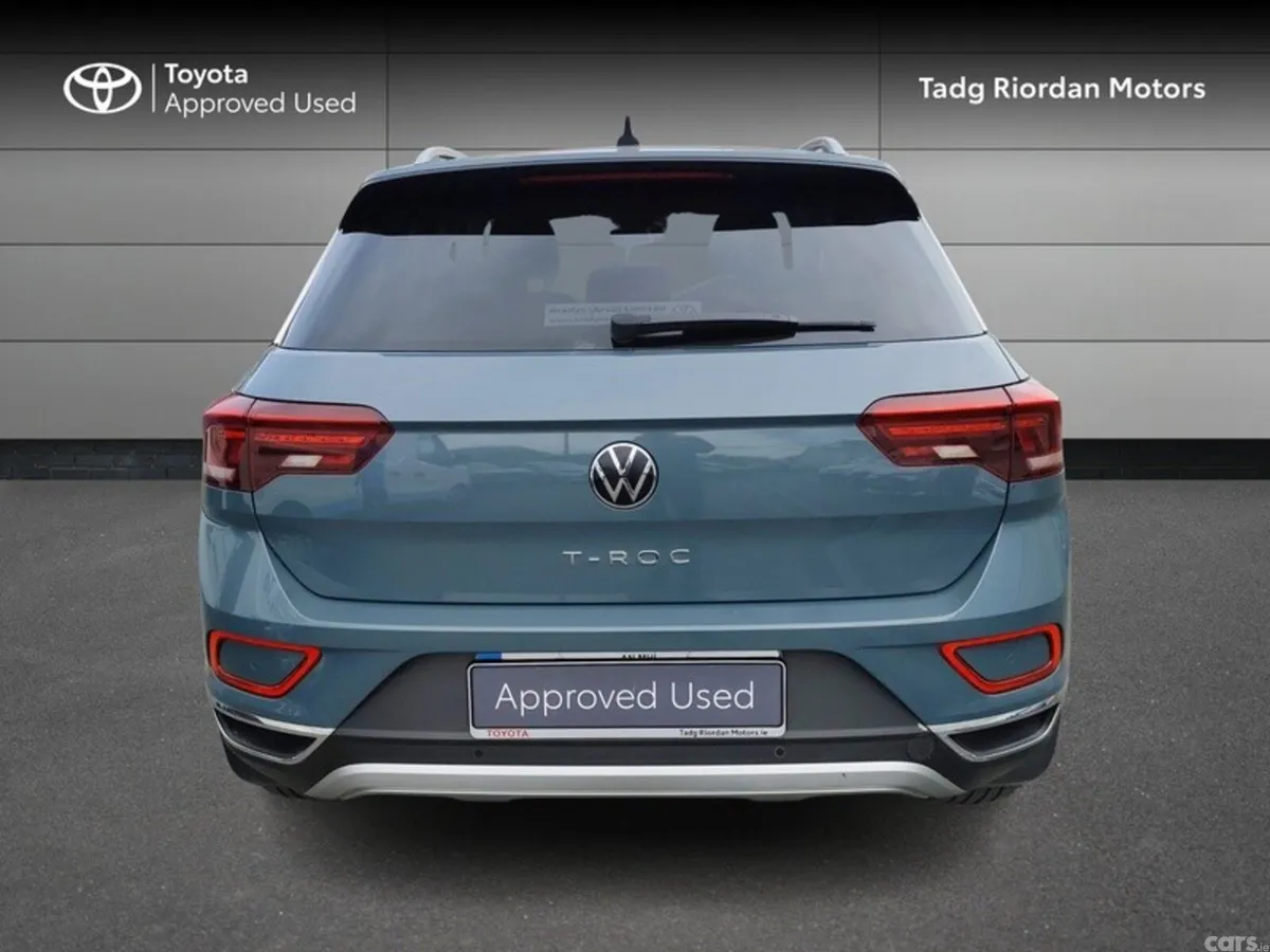 Volkswagen T-Roc Estate, Petrol, 2023, Blue