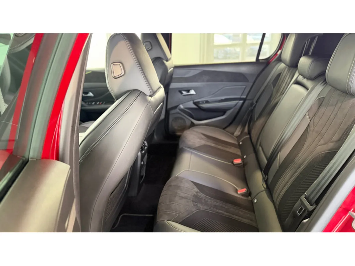 Peugeot 308 Hatchback, Diesel, 2023, Red