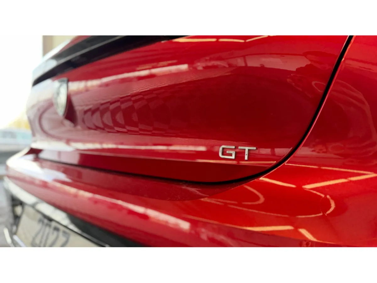Peugeot 308 Hatchback, Diesel, 2023, Red